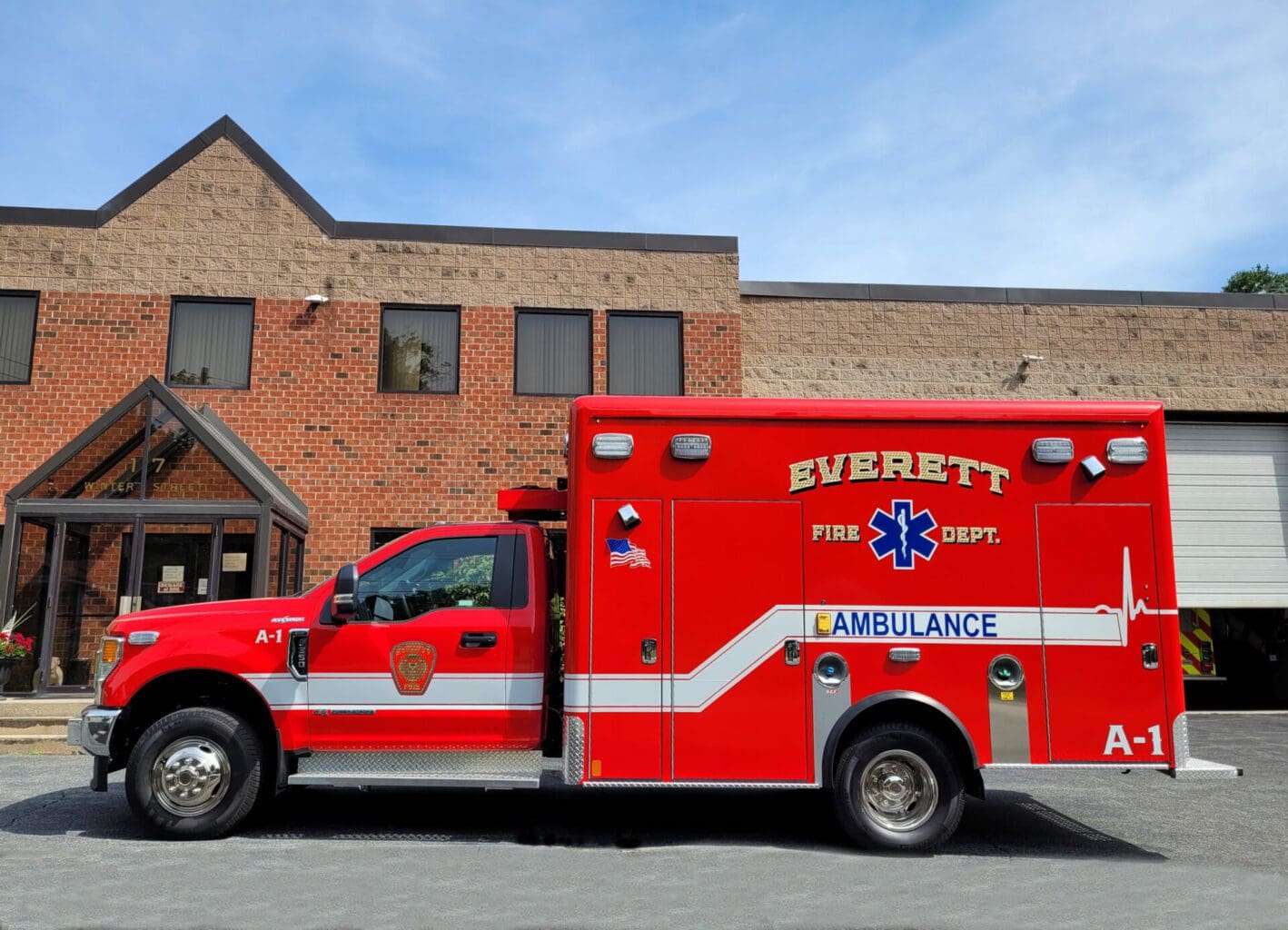 Everett Fire Department - Crestline CCL 150 Type I Ambulance - Bulldog ...